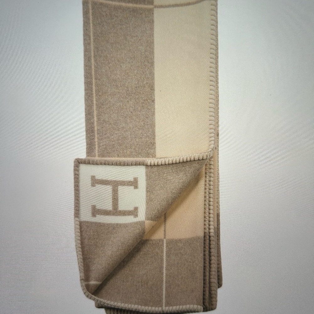 Hermes Avalon Ecru Blanket